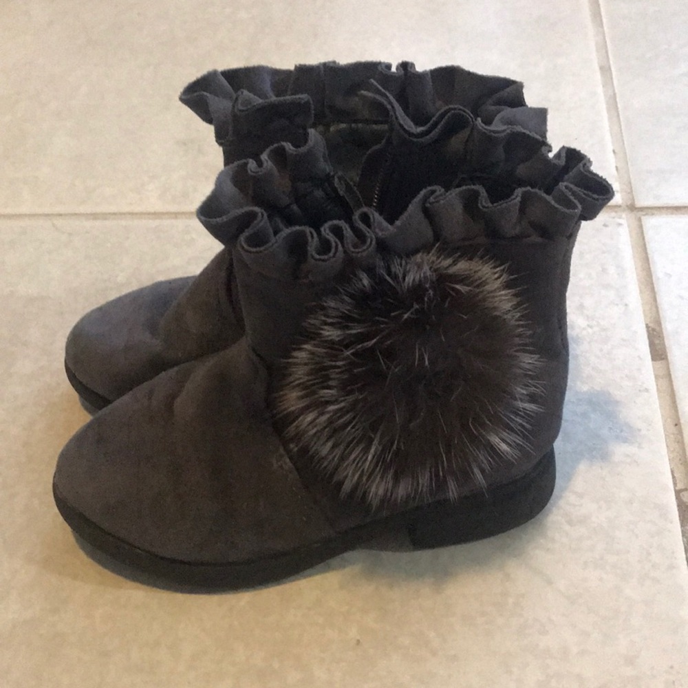 Gray toddler boots with zipper